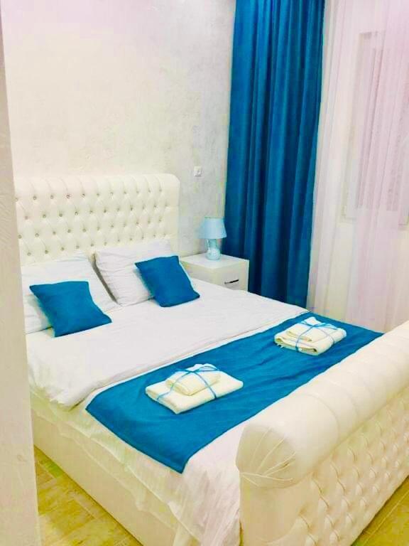Nikas Guest House Batumi Bagian luar foto